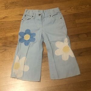 Mini Boden girls flower patch pants